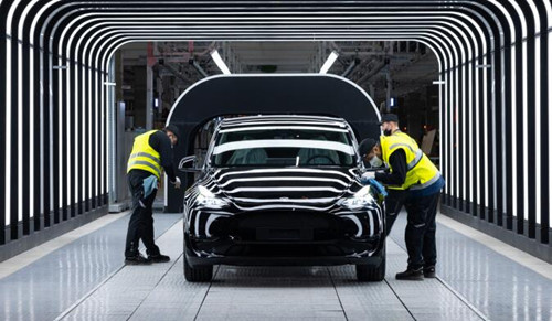 特斯拉柏林超级工厂已生产首辆 4680 电池 Model Y，但只用于测试
